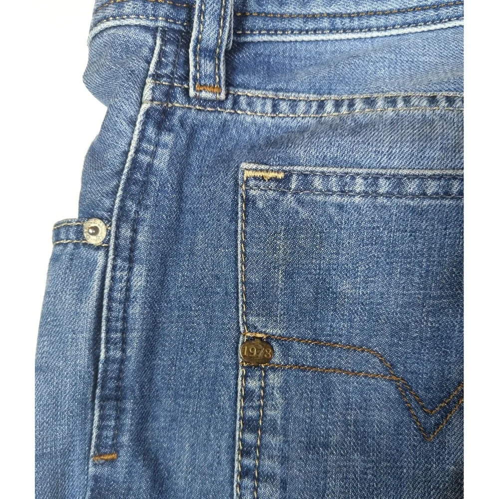 Diesel WAYKEE Jeans Men 34x32 Blue Indigo Straight Leg Button Fly Wash 0839C